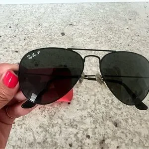 Ray-Ban | Accessories | Like New Rayban Polarized Aviator 